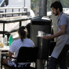 La hostelería es uno de los sectores que suele generar más empleo en los meses de verano.