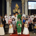 Celebració de les comunions diumenge passat a l’església de Santa Maria de l’Alba de Tàrrega.