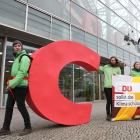 Greenpeace ‘roba’ la C de CDU por la política climática de Merkel