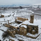 Imagen aérea hivernal de archivo del monasterio de Avinganya.