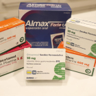 Imatge de medicaments molt receptats, com el paracetamol i l’omeprazole.