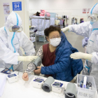 China afirma que no quedan infectados hospitalizados en Wuhan
