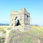 Restes d’una torre de telegrafia òptica construïda a mitjans del XIX.