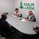 Un momento de la reunión, ayer, en la sede de Asaja en Lleida.