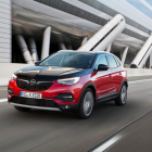 Amb una potència total de 300 CV, les primeres entregues del límit de la gamma SUV d'Opel es duran a terme a inicis del 2020.