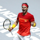 Rafa Nadal celebra uno de los puntos en semifinales ante Gran Bretaña.