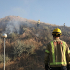 Imagen del incendio ayer en el Turó de Gardeny de Lleida. 