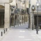 Imatge d'arxiu del carrer Major de Juneda.