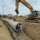 Los primeros metros del nuevo colector en la zona de l’Era del Comte en Almacelles. 