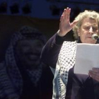 Mikis Theodorakis el 2002, en un concert de suport al poble palestí.