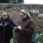 Sor Maria Trinitat y Pilar, del monasterio y santuario de Santa Maria de Refet, en la Noguera. 