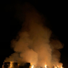 L’incendi es va originar en un magatzem situat a l’N-II a Bell-lloc.