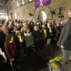 Por la libertad de los presos  -  Como cada lunes desde hace más de dos años, los cantaires se congregaron de nuevo ayer ante la Paeria para exigir la libertad de los líderes independentistas encarcelados por el 1-O y el libre retorno a Cataluny ...