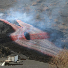 Imagen de la nueva colada surgida tras la aparición de dos nuevas bocas en el volcán de La Palma.