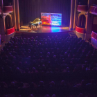 El concierto llenó de público el Teatre Ateneu. 