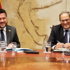 El vicepresident, Pere Aragonès, y el president, Quim Torra, el martes, en el Consell Executiu.
