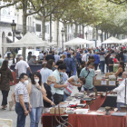 La venta de discos, elemento tradicional del Mercat.