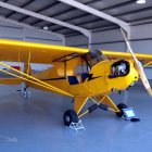 Restauran el 'Piper J3', el avión matriculado con permiso de vuelo más antiguo del Estado