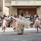 Petits i grans van gaudir de la Gran Piada a la plaça Major.