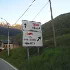 La frontera amb França a Eth Portilhon, a la carretera C-141.