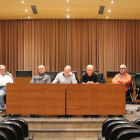 Miembros de la Junta del Balaguer, durante la asamblea que celebraron el pasado mes de junio.