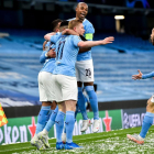 Jugadores del Manchester City celebran uno de los goles que certificaban su pase a la final.