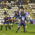 Una acción del partido del domingo entre el Lleida y el Atlético Levante.