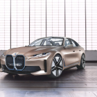 Avança les línies del futur i4, primer model elèctric de BMW prèmium de mida mitjana. Preveu començar a fabricar-se el 2021.