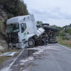 L’accident va obligar a tallar més de 3 hores la carretera de Sant Guim de Freixenet a les Oluges.
