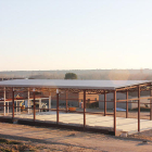 La estructura del edificio del polideportivo de Albesa.