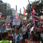 Partidaris del Brexit es van manifestar davant del Parlament després del fracàs en la votació.