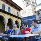 La presentación del Retaule, ayer en los claustros de la Catedral.