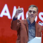 Pedro Sánchez, durant la intervenció a l’obertura del dissetè congrés del PSOE.