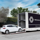 You Rent Online, el servei de rènting a particulars de Renault Espanya contractable 100% online, ha realitzat l'entrega del seu primer vehicle al mateix domicili del client.