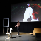 L’espectacle d’homenatge a Viladot va combinar les arts escèniques amb la projecció d’audiovisuals.