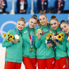L’equip de Bulgària, amb l’or en gimnàstica rítmica.