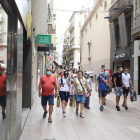 L’Eix Comercial de Lleida és una de les principals zones de botigues a Ponent.
