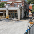 Las obras en la plaza del ayuntamiento de Mequinensa.