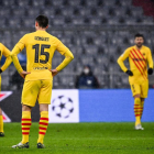 Los jugadores del Barça, desesperados tras uno de los goles del partido del miércoles en Múnich.