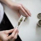 Aumenta el consumo problemático de cannabis entre los estudiantes pero desciende su uso