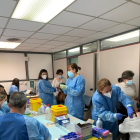 Vacunació als professionals de la clínica NovAliança Lleida.
