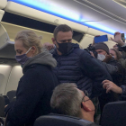 Detienen al opositor ruso Aleksei Navalni en el aeropuerto de Moscú