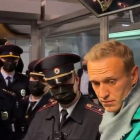 Navalni fue detenido nada más pisar suelo ruso.