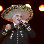 Vicente Fernández.