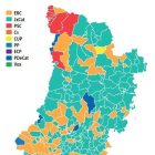 Los colores corresponden a la lista más votada por municipio.