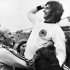 Gerd Müller celebrando la consecución del Mundial de 1974.