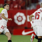 En-Nesyri celebra el primer gol del Sevilla, que va marcar ell al transformar un penal.
