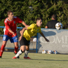 Una acció del partit d’ahir entre el Lleida i el Tarassona, jugat a Granyén.