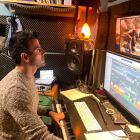 El leridano José R. Madrid, en su estudio de grabación en plena composición de la musica del film.