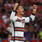 Cristiano Ronaldo celebra uno de los goles con los que hizo historia.
